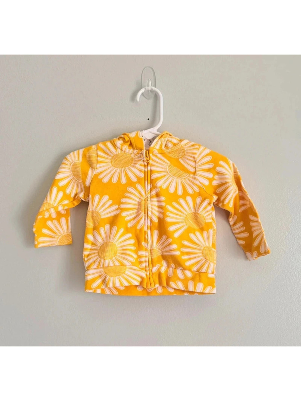 Carter’s Just One You Yellow Daisy Zip Hoodie 6M VGUC